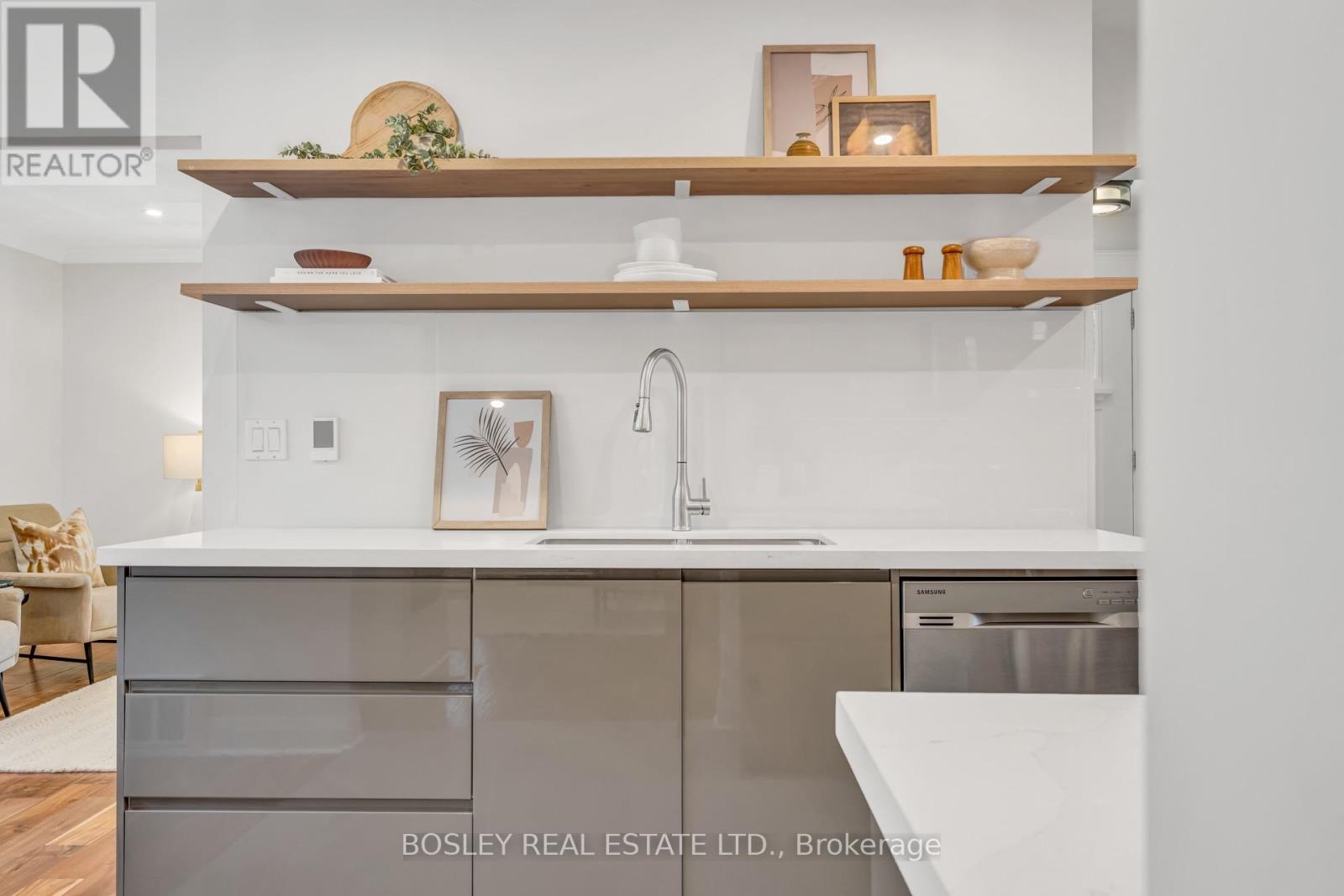 55 Presley Avenue, Toronto, Ontario  M1L 3P4 - Photo 14 - E13696970