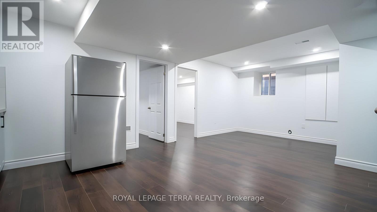 Basement - 25 Ouellette Drive, Whitby, Ontario  L1P 0E3 - Photo 3 - E13697046