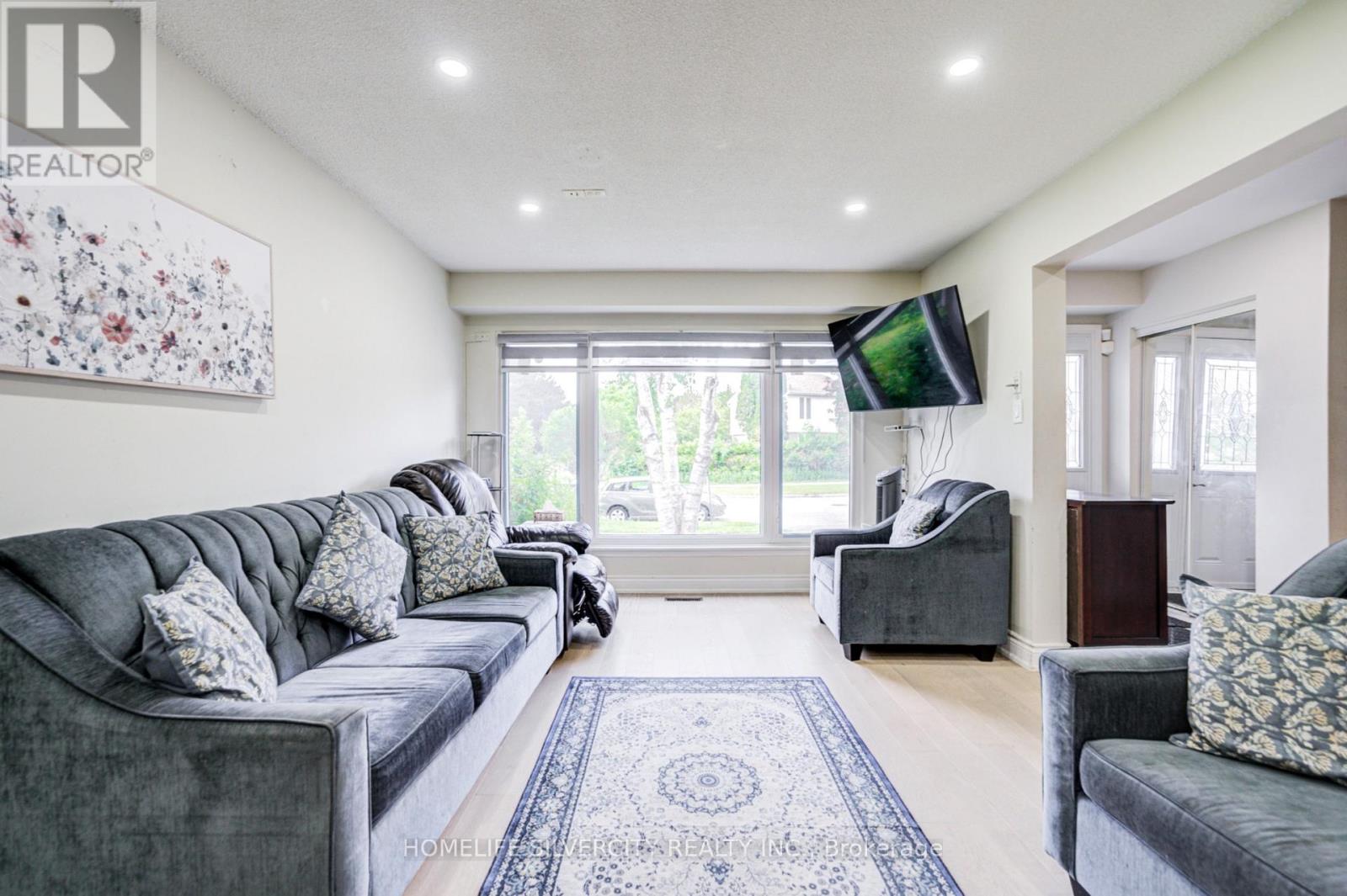 160 Purvis Crescent, Toronto, Ontario  M1B 1H9 - Photo 29 - E13697134