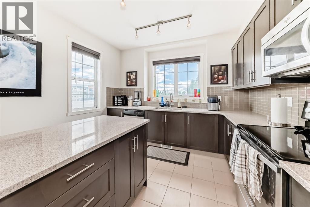 6 Nolan Hill Gate NW, Calgary, Alberta  T3R 0T9 - Photo 10 - A2320228
