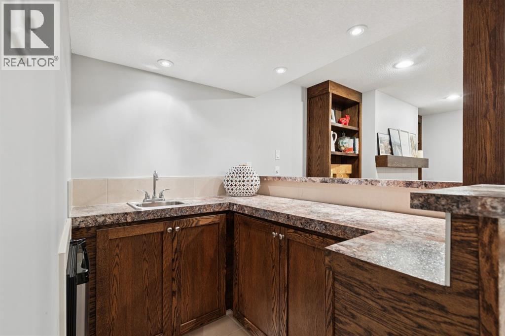 716 Cantree Road SW, Calgary, Alberta  T2W 2L5 - Photo 30 - A2324333