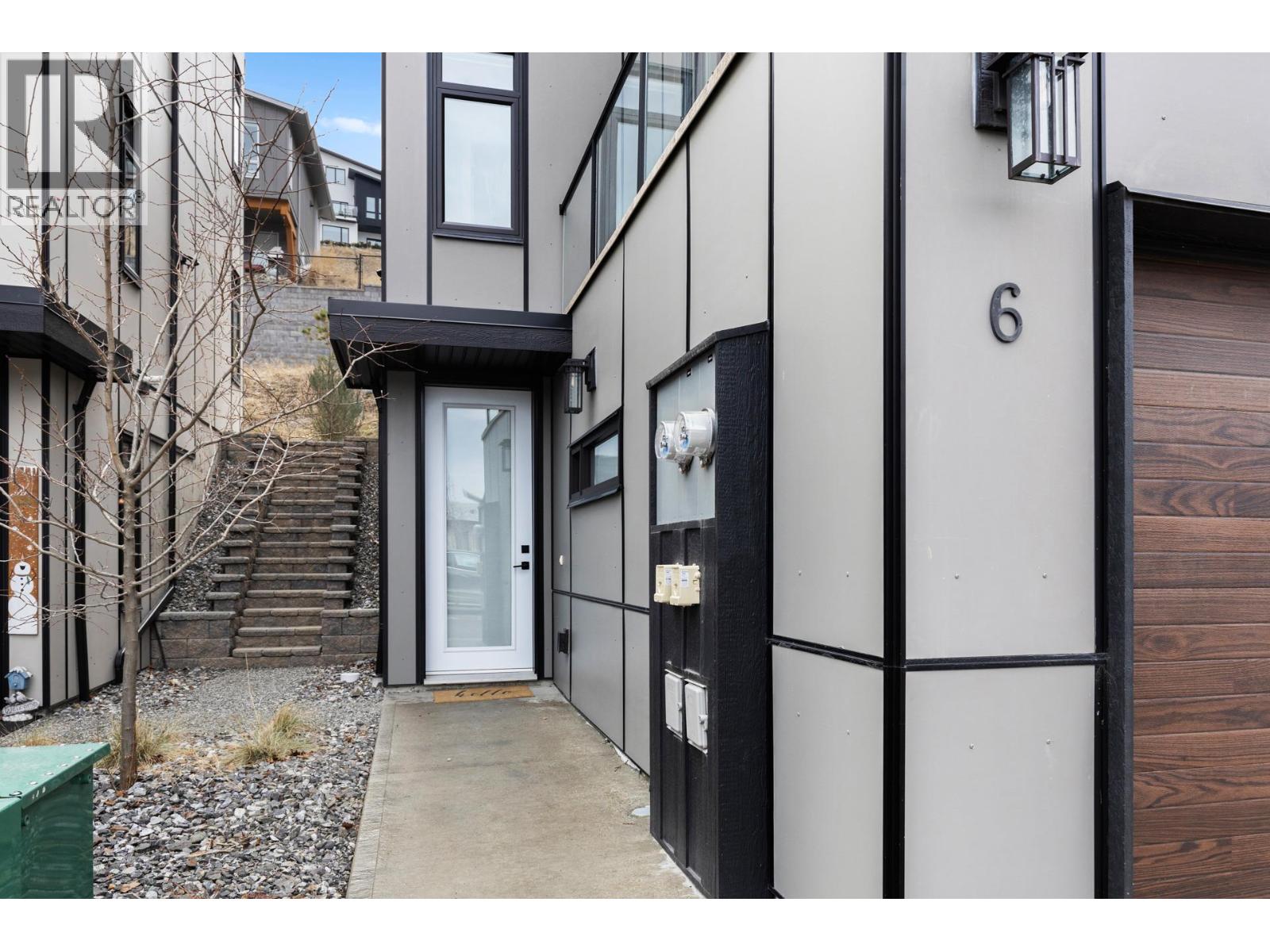 3220 Hilltown Drive Unit# 6, Kelowna, British Columbia  V1V 0C6 - Photo 3 - 10398220