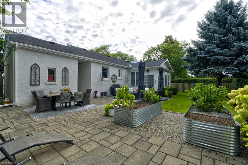 934 Danforth Avenue, Burlington, Ontario  L7T 1S8 - Photo 38 - 40856125
