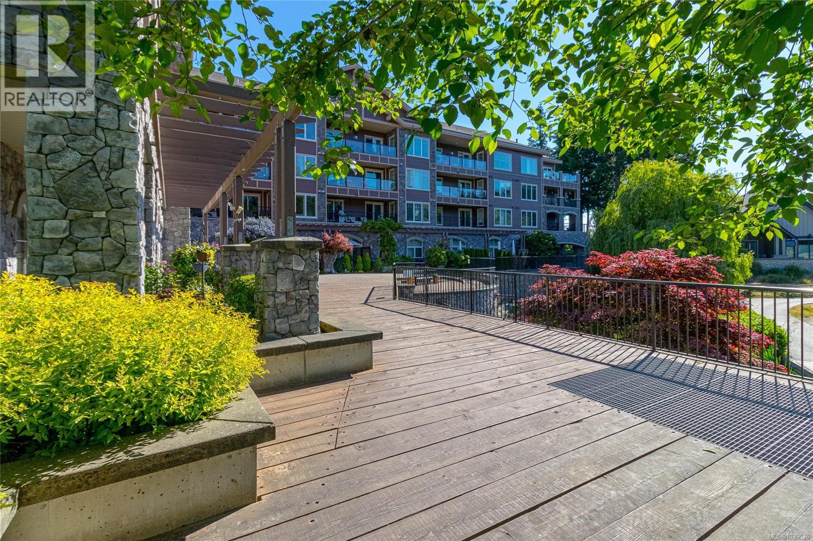 215 1325 Bear Mountain Pkwy, Langford, British Columbia  V9B 6T8 - Photo 18 - 1039036