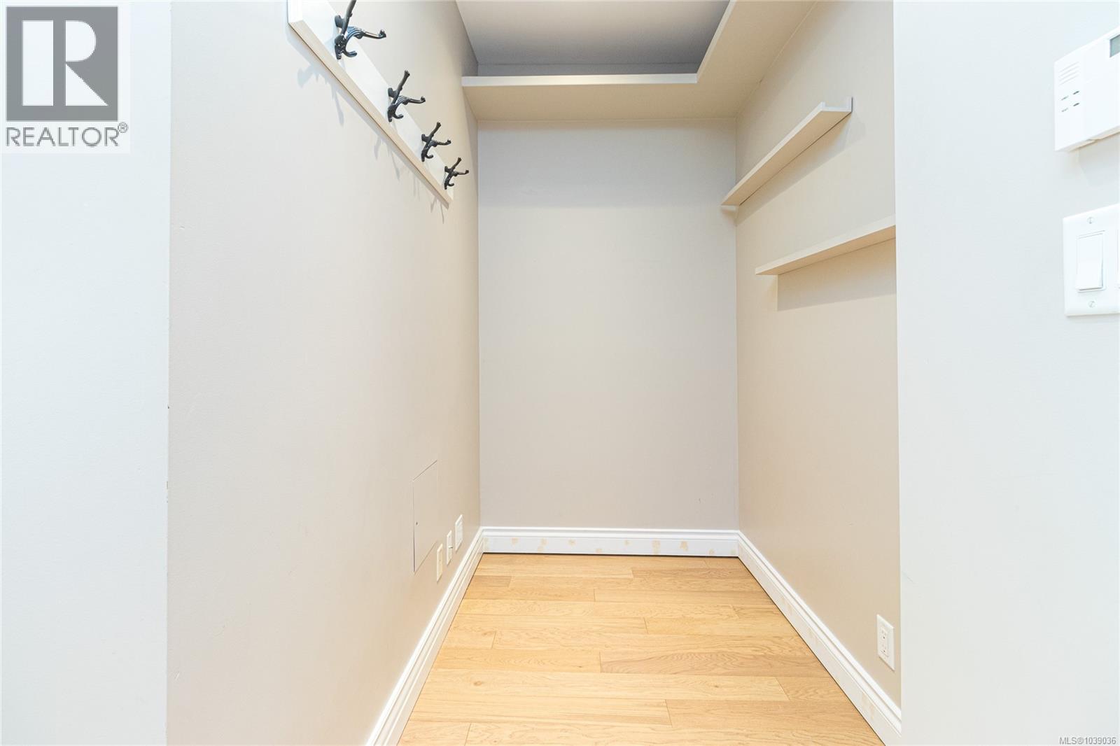 215 1325 Bear Mountain Pkwy, Langford, British Columbia  V9B 6T8 - Photo 43 - 1039036