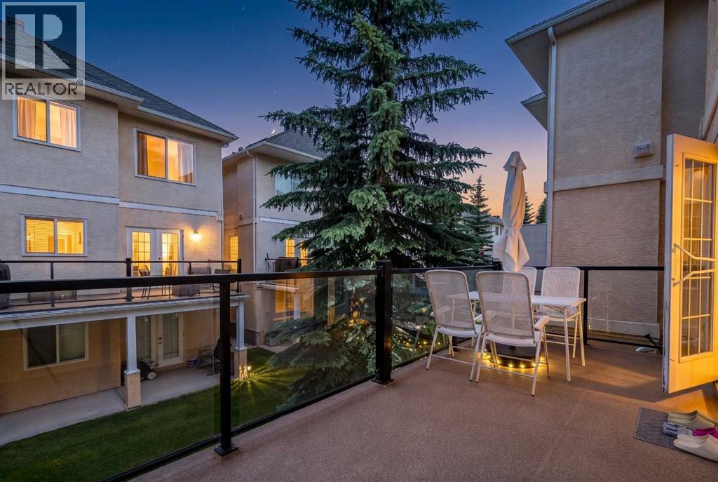81 Sierra Morena Landing SW, Calgary, Alberta  T3H 4K3 - Photo 4 - A2327006
