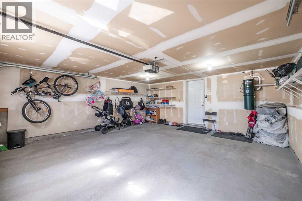 81 Sierra Morena Landing SW, Calgary, Alberta  T3H 4K3 - Photo 42 - A2327006