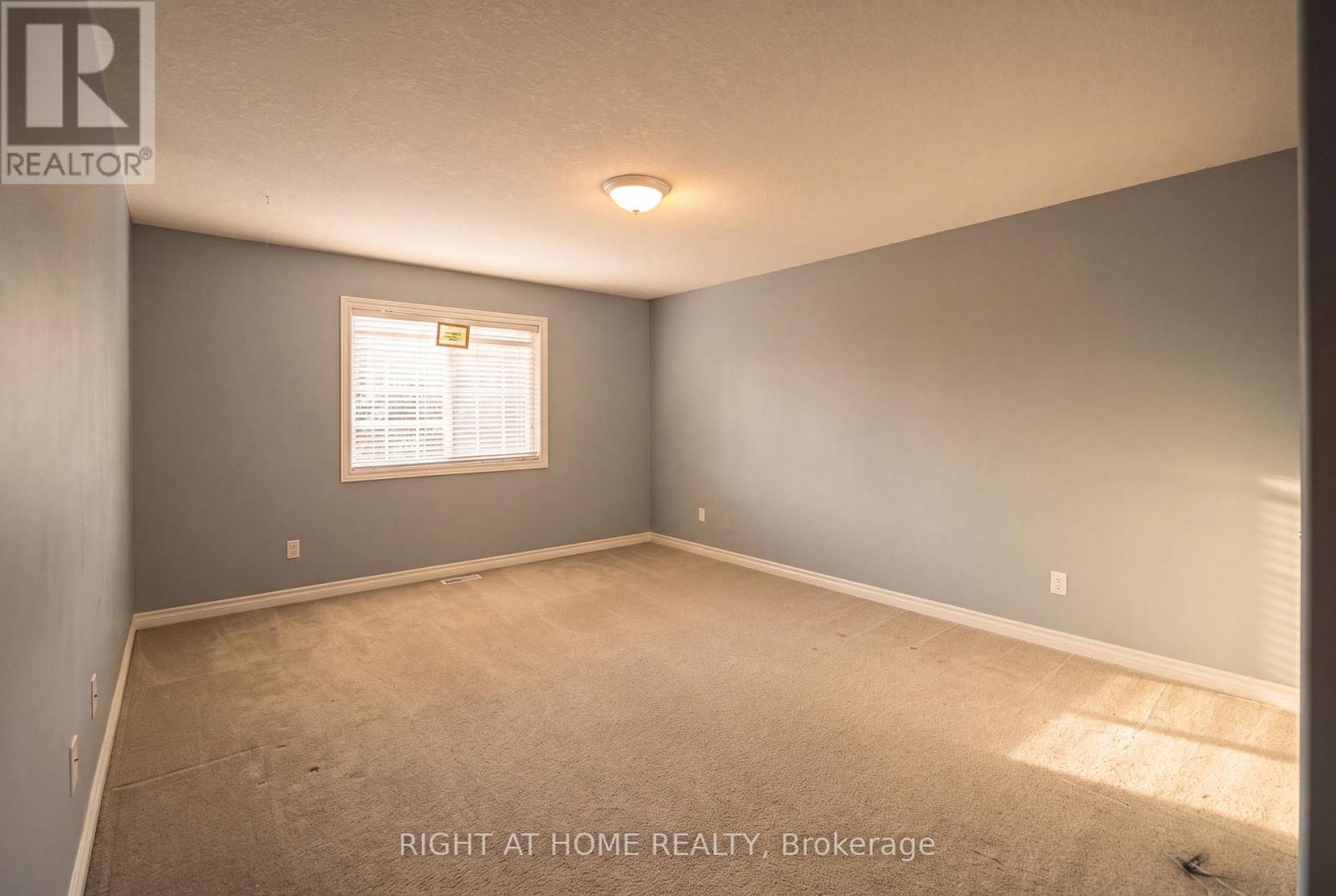 52 Prince William Way, Barrie, Ontario L4N 0Y9 - Photo 41 - S13696950