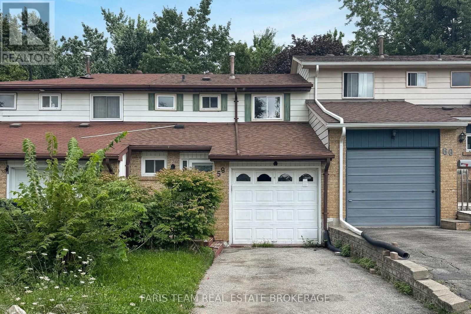 58 CHAUCER CRESCENT, Barrie, Ontario
