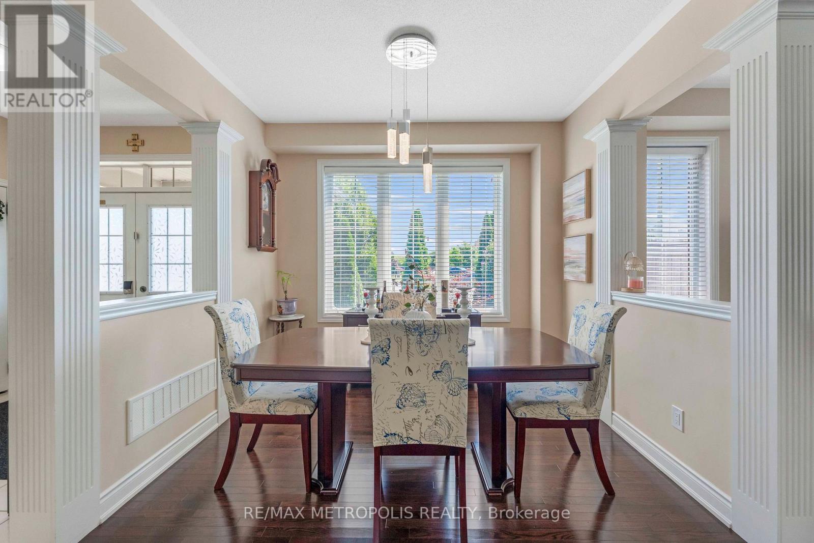 2 Brentwick Drive, Brampton, Ontario  L6X 3B3 - Photo 13 - W13696978