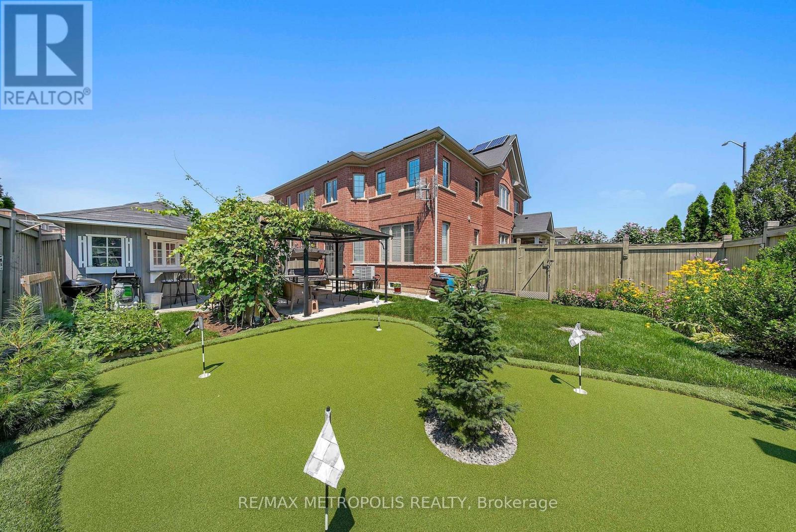 2 Brentwick Drive, Brampton, Ontario  L6X 3B3 - Photo 46 - W13696978