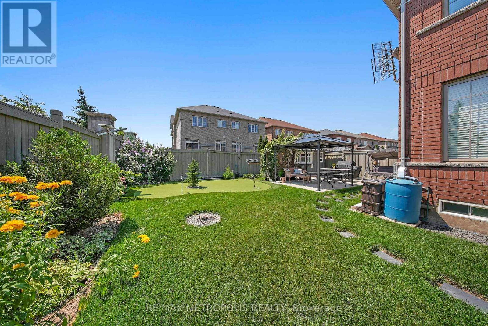 2 Brentwick Drive, Brampton, Ontario  L6X 3B3 - Photo 49 - W13696978