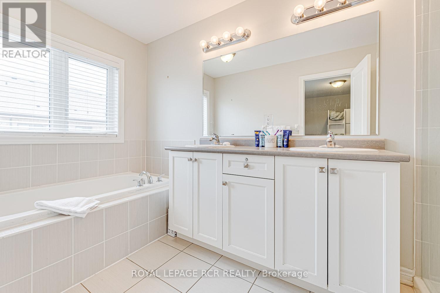 4 Tormore Road, Caledon, Ontario  L7E 4K7 - Photo 17 - W13697004