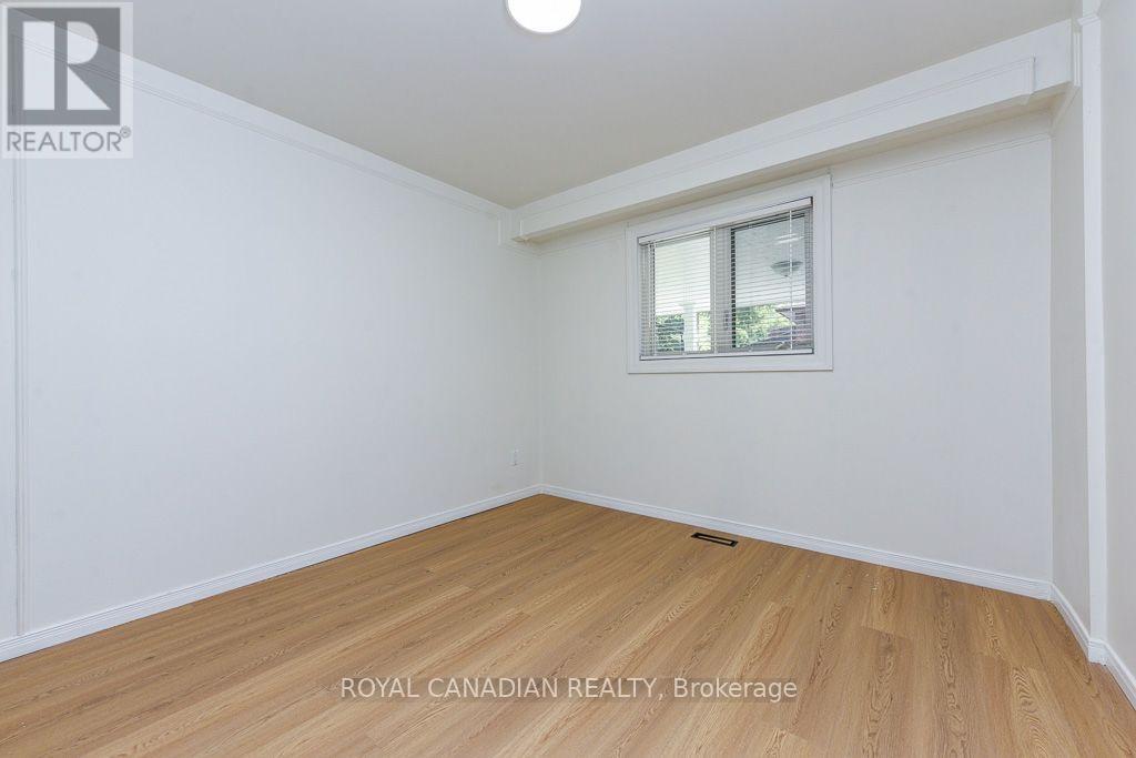 7700 Kittridge Drive, Mississauga, Ontario  L4T 3J6 - Photo 36 - W13697062