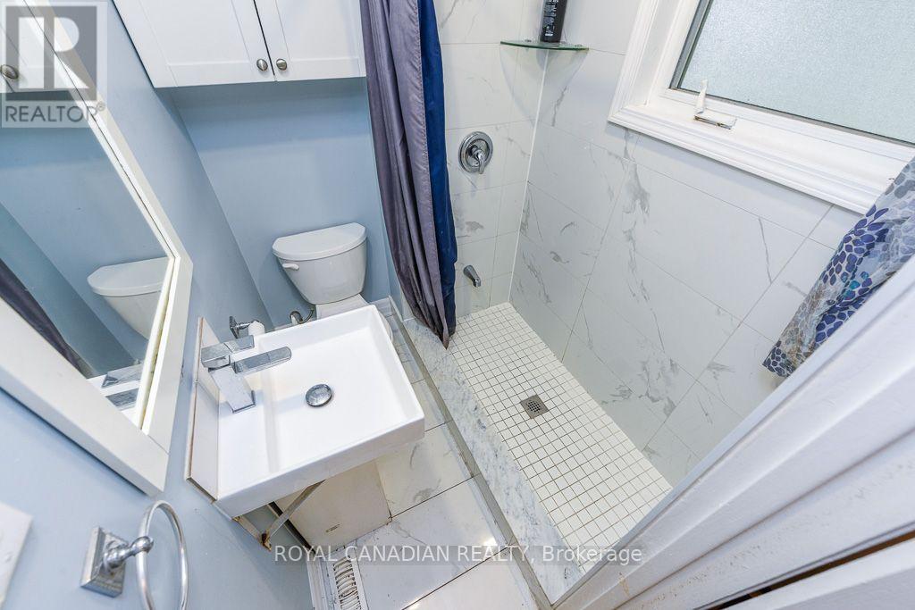 7700 Kittridge Drive, Mississauga, Ontario  L4T 3J6 - Photo 41 - W13697062