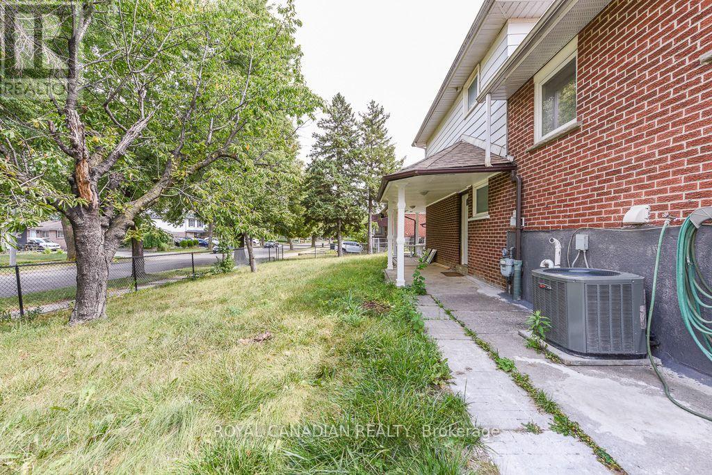 7700 Kittridge Drive, Mississauga, Ontario  L4T 3J6 - Photo 45 - W13697062