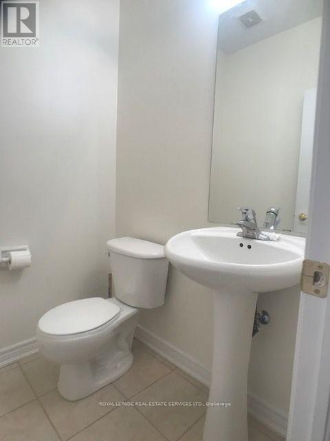 11 Calm Waters Crescent, Brampton, Ontario  L6V 4R9 - Photo 7 - W13697076