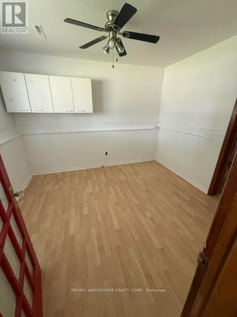 283 Kenwood Avenue, Burlington, Ontario  L7L 4L9 - Photo 15 - W13697084