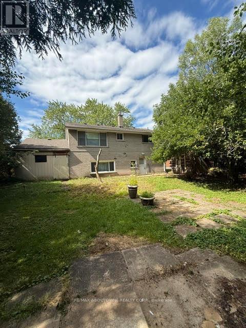 283 Kenwood Avenue, Burlington, Ontario  L7L 4L9 - Photo 18 - W13697084