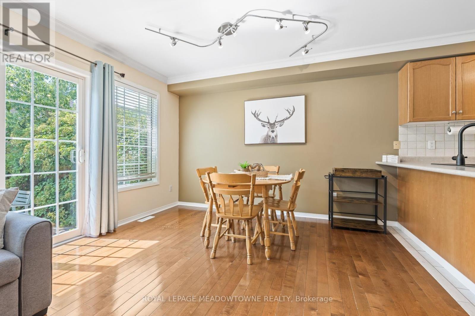 136 Dominion Gardens Drive, Halton Hills, Ontario  L7G 6B6 - Photo 16 - W13697128