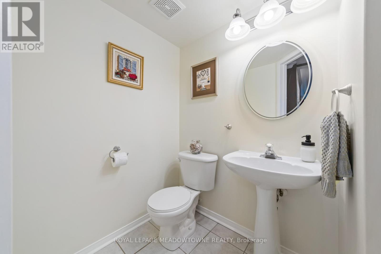 136 Dominion Gardens Drive, Halton Hills, Ontario  L7G 6B6 - Photo 18 - W13697128
