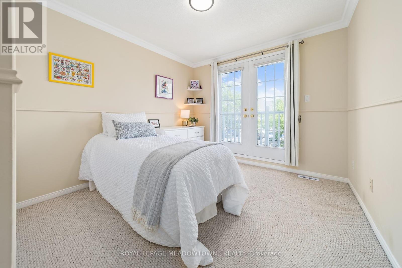136 Dominion Gardens Drive, Halton Hills, Ontario  L7G 6B6 - Photo 23 - W13697128