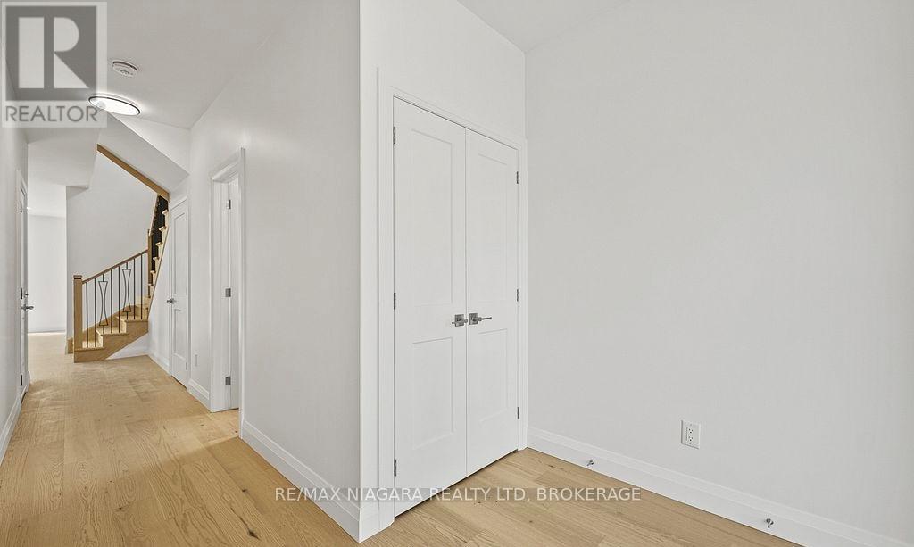 185a Rykert Street, St. Catharines, Ontario  L2S 2B5 - Photo 3 - X13557478
