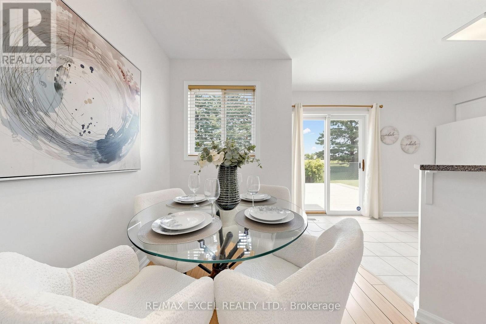 548 Mariner Drive, Waterloo, Ontario  N2K 3Y8 - Photo 6 - X13696936