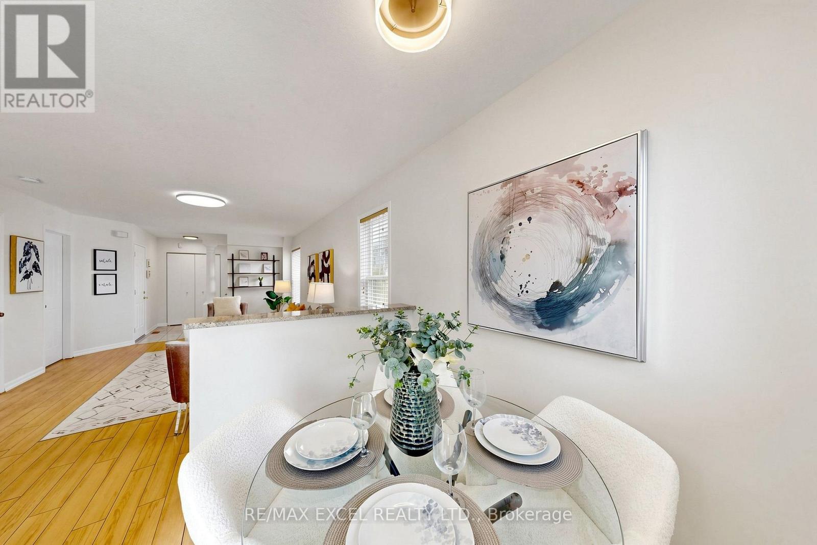 548 Mariner Drive, Waterloo, Ontario  N2K 3Y8 - Photo 8 - X13696936