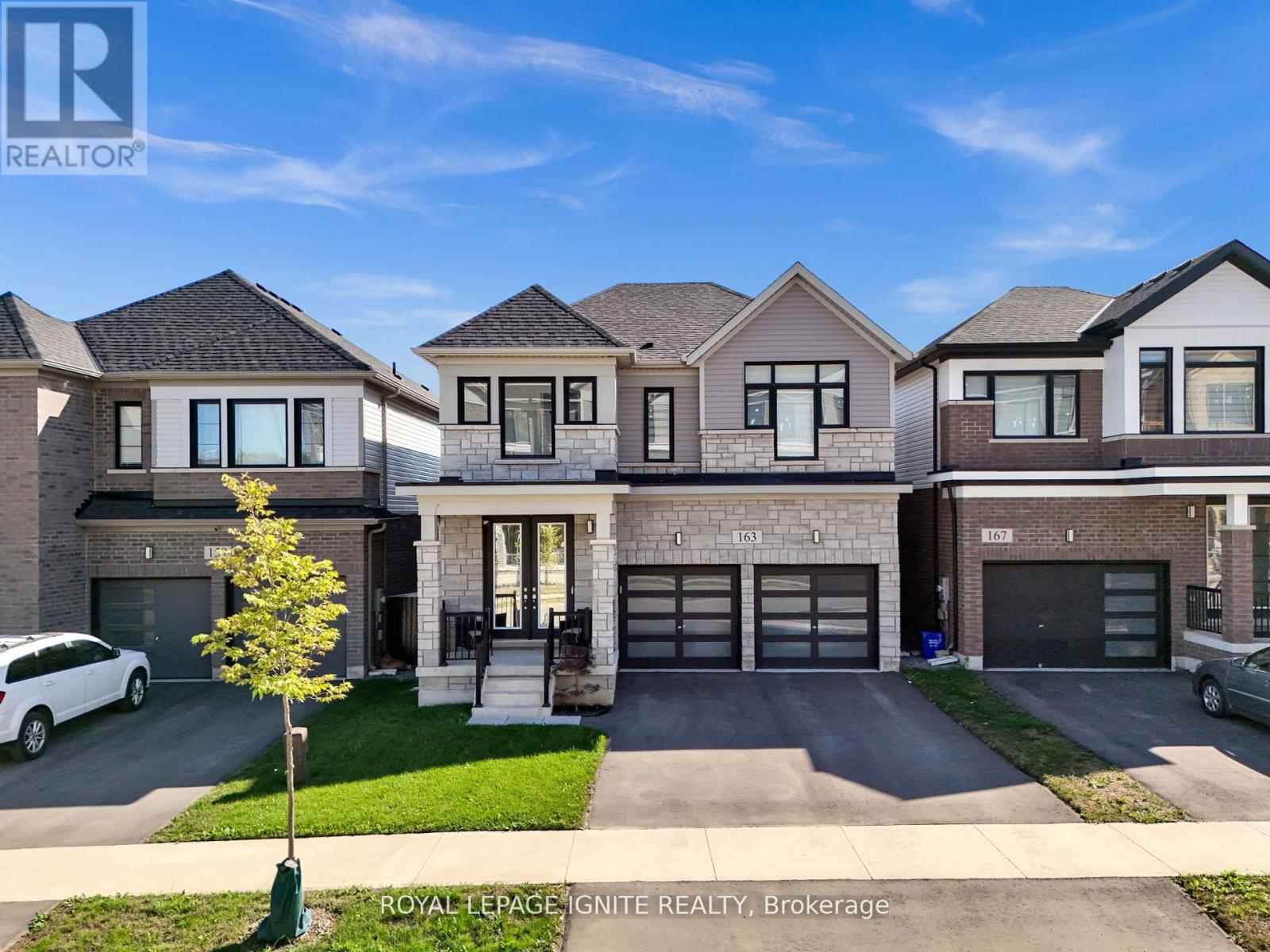 163 Spitfire Drive, Hamilton, Ontario  L0R 1W0 - Photo 2 - X13696974