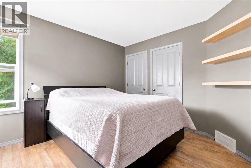 132 Downing Close, Red Deer, Alberta  T4R 3K1 - Photo 12 - A2337562