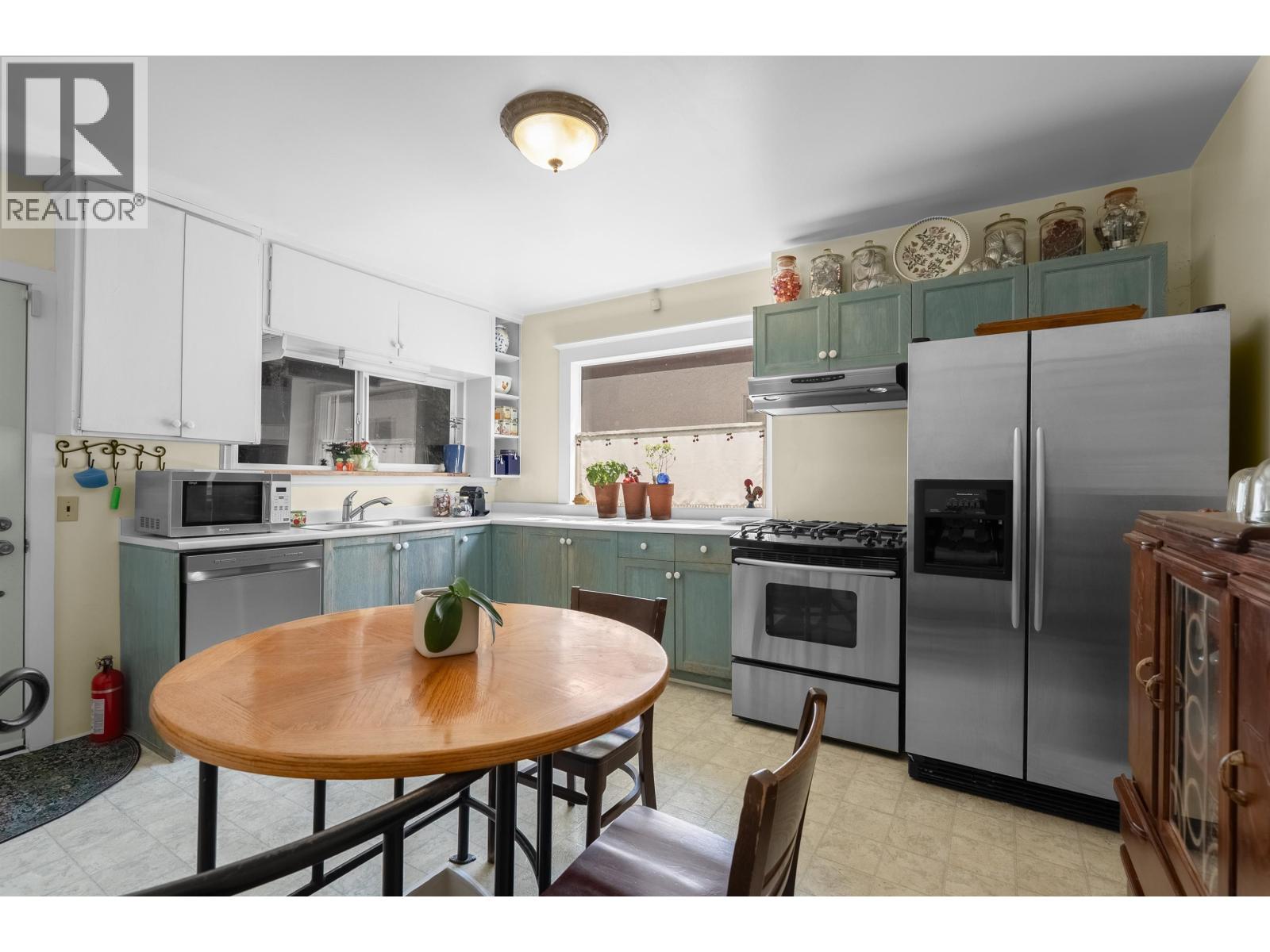 4504 Beatrice Street, Vancouver, British Columbia  V5N 4J2 - Photo 11 - R3157271