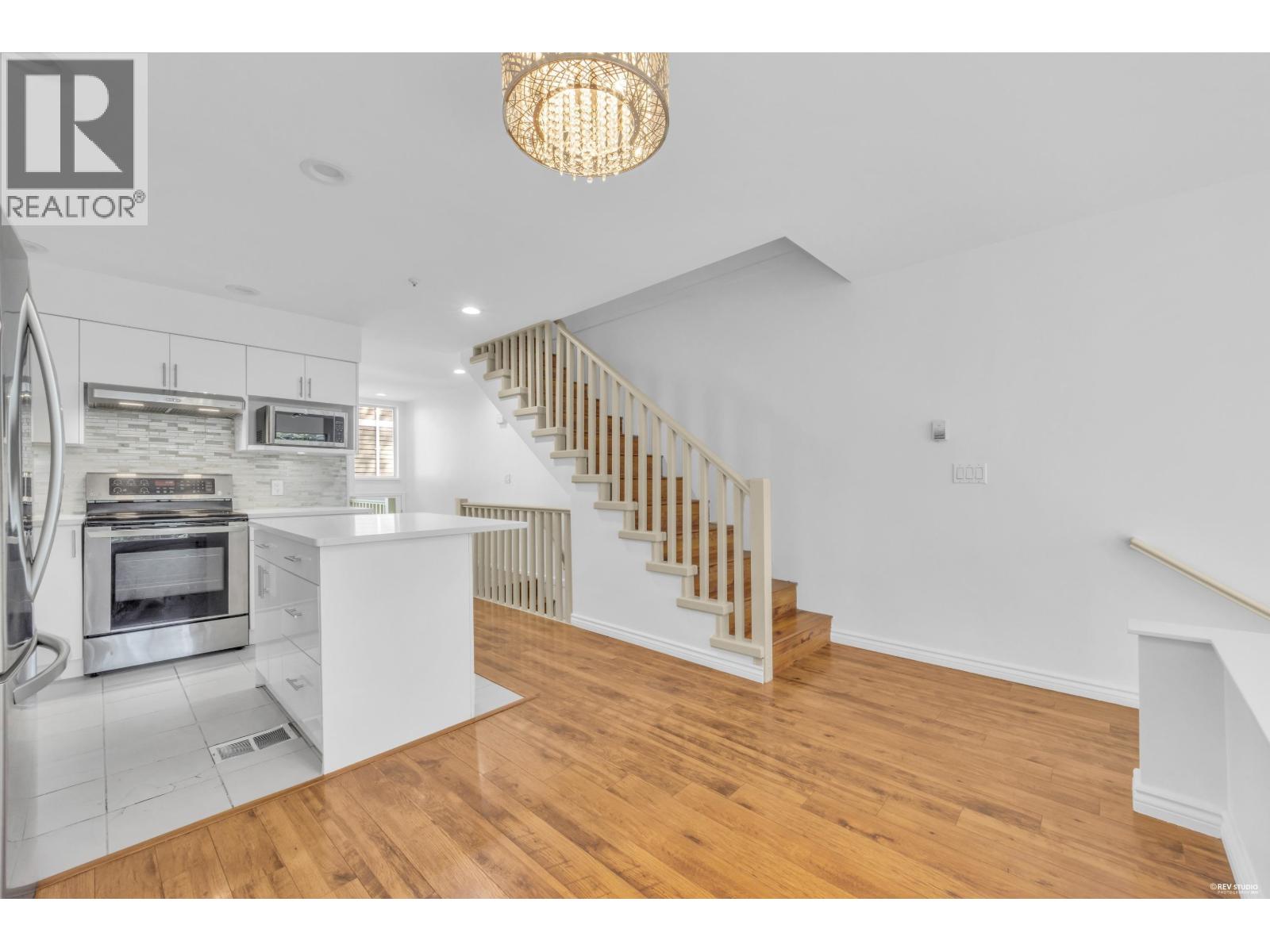 3396 Cobblestone Avenue, Vancouver, British Columbia V5S 4S4 - Photo 7 - R3156543