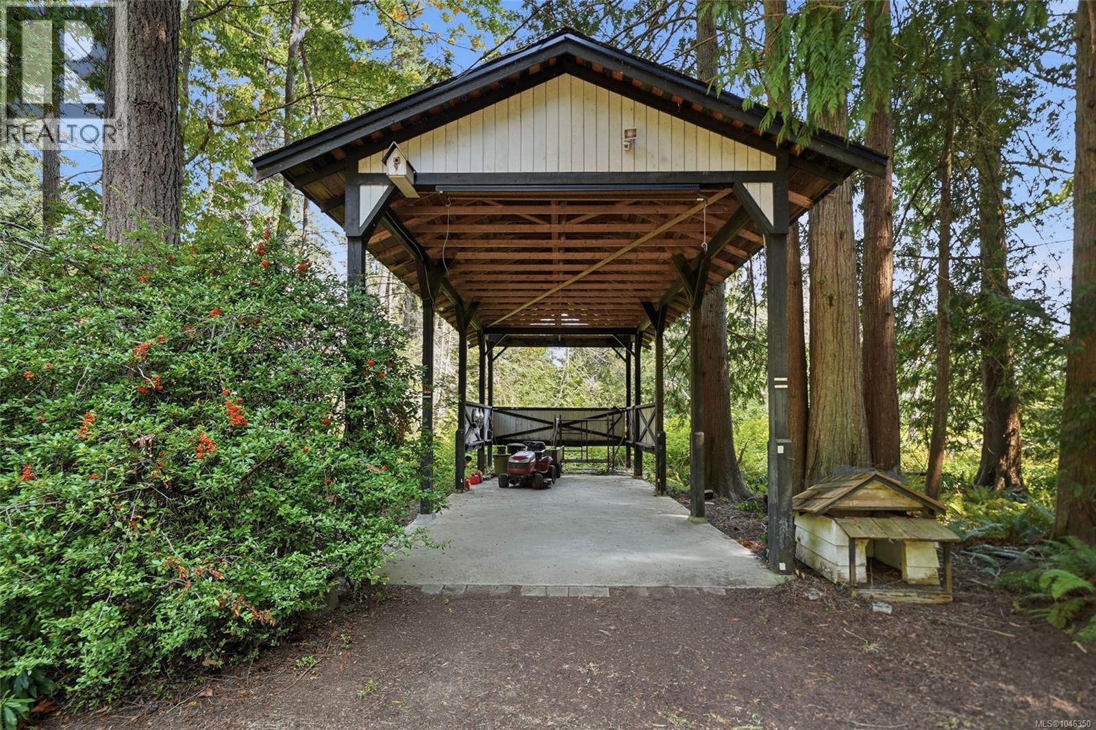850 Village Way, Qualicum Beach, British Columbia  V9K 1K8 - Photo 12 - 1046350