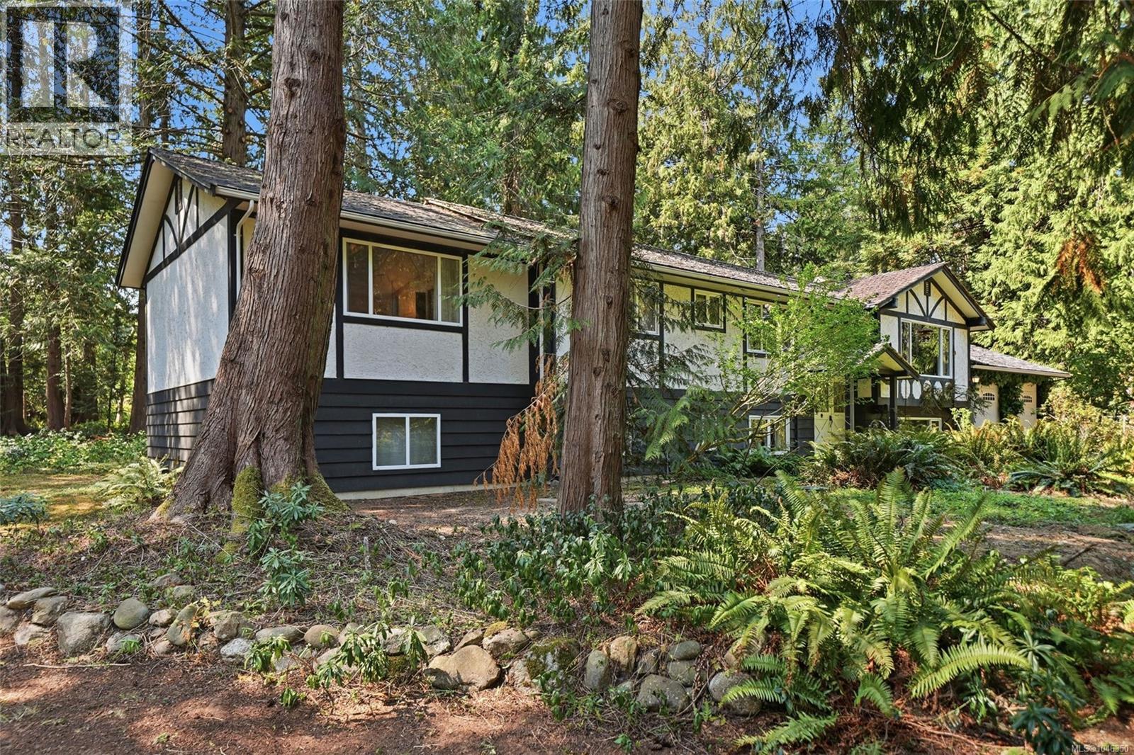 850 Village Way, Qualicum Beach, British Columbia  V9K 1K8 - Photo 11 - 1046350