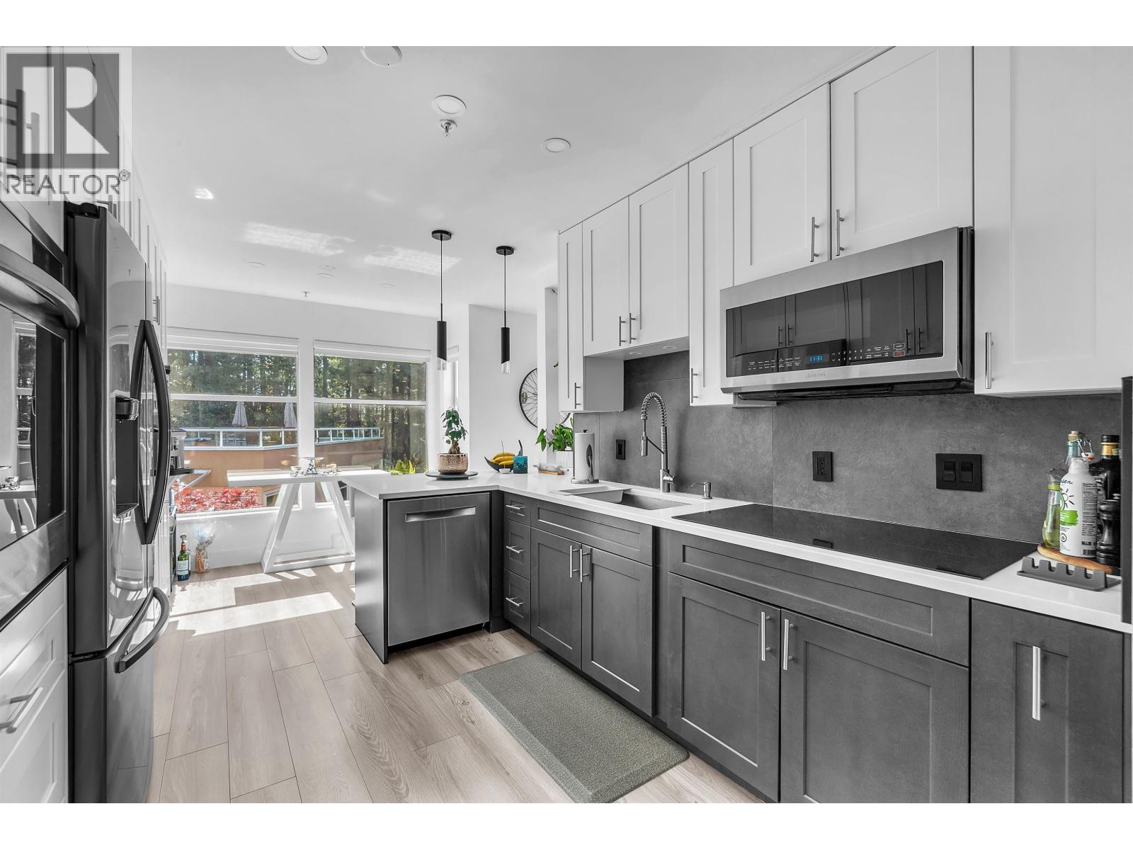 8 2425 Edgemont Boulevard, North Vancouver, British Columbia  V7P 2L2 - Photo 14 - R3144097