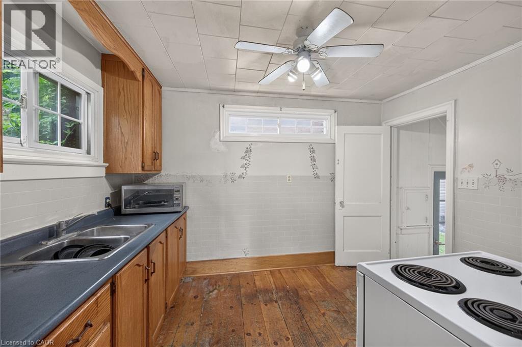 232 Cedar Street, Simcoe, Ontario  N3Y 2H7 - Photo 14 - 40852386