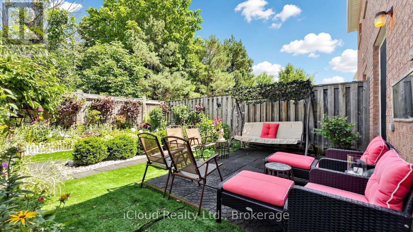 5661 Volpe Avenue, Mississauga, Ontario  L5V 3A6 - Photo 36 - W13644924