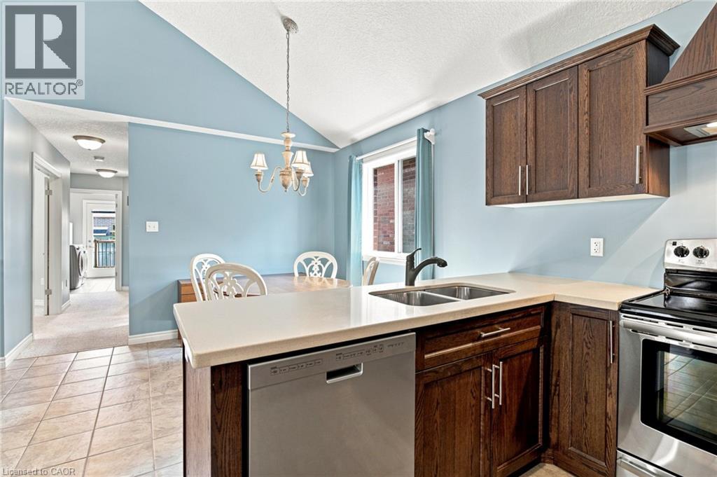 11 Lockwood Street, Cambridge, Ontario  N1R 2Z7 - Photo 10 - 40855973
