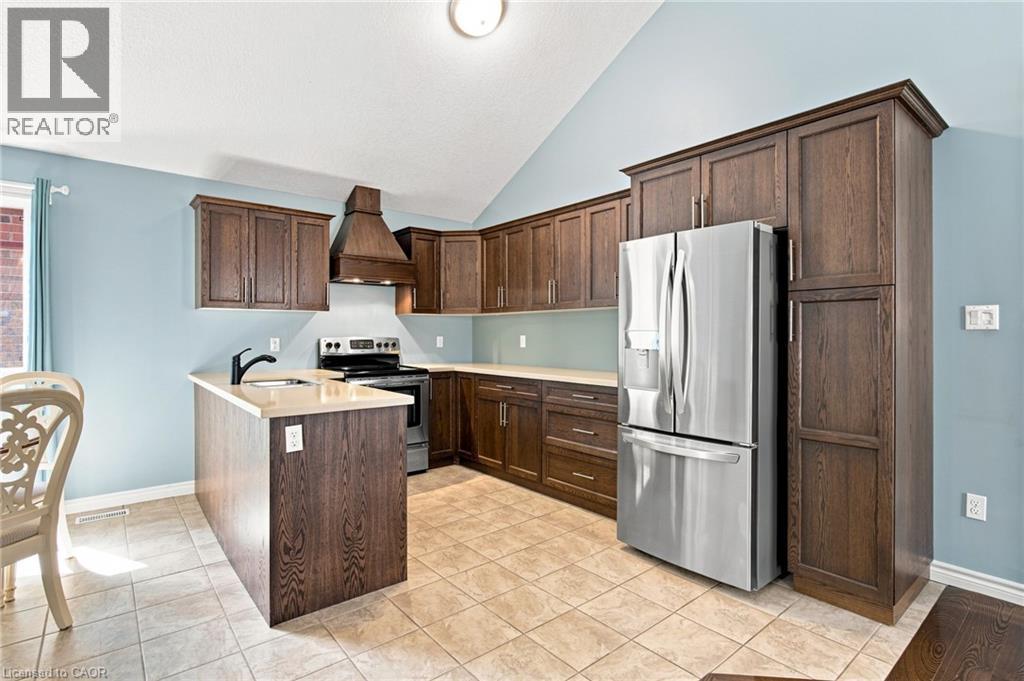 11 Lockwood Street, Cambridge, Ontario  N1R 2Z7 - Photo 8 - 40855973