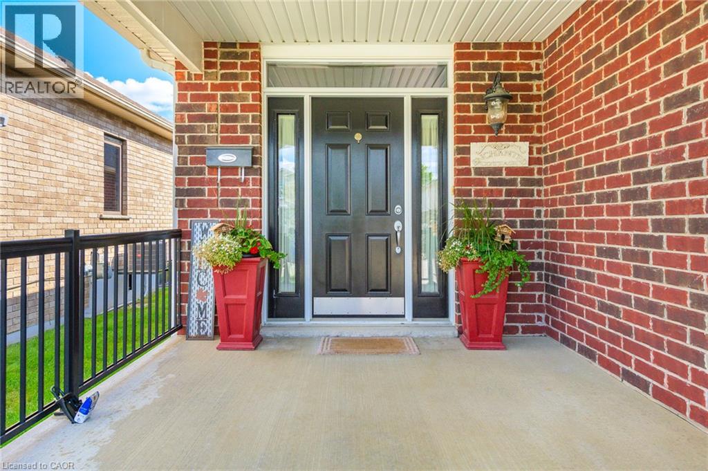 11 Lockwood Street, Cambridge, Ontario  N1R 2Z7 - Photo 4 - 40855973