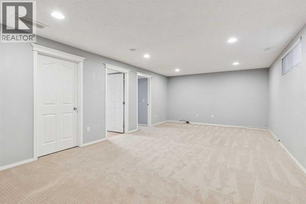 258 West Ranch Place Sw, Calgary, Alberta  T3H 5C2 - Photo 32 - A2338331