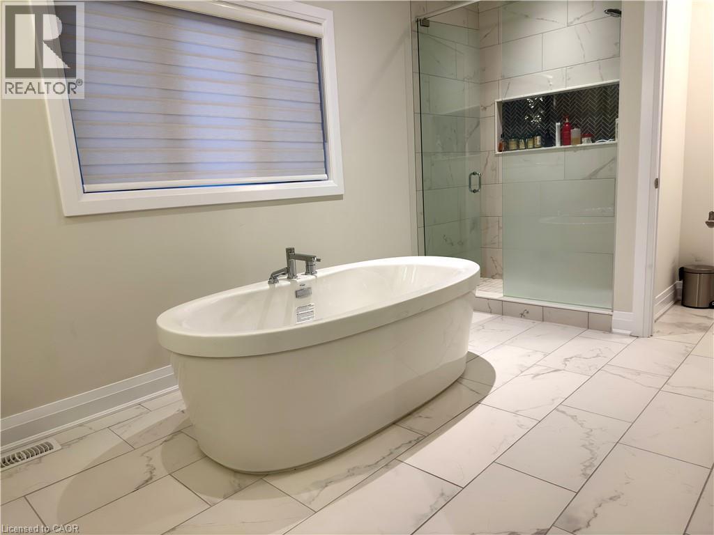 923 Eaglecrest Court, Kitchener, Ontario  N2K 0B8 - Photo 31 - 40856970