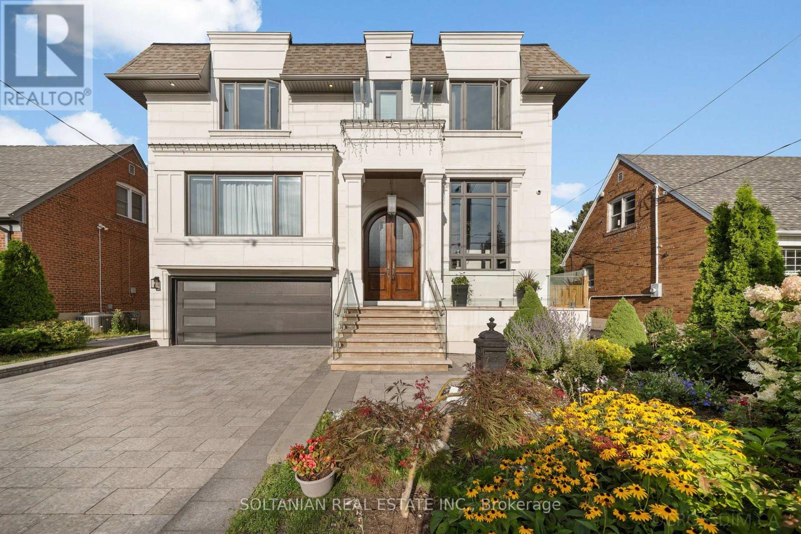 <div class="slider-price">$3,288,000</div><p>15 Calvin Avenue, Toronto, Ontario</p>