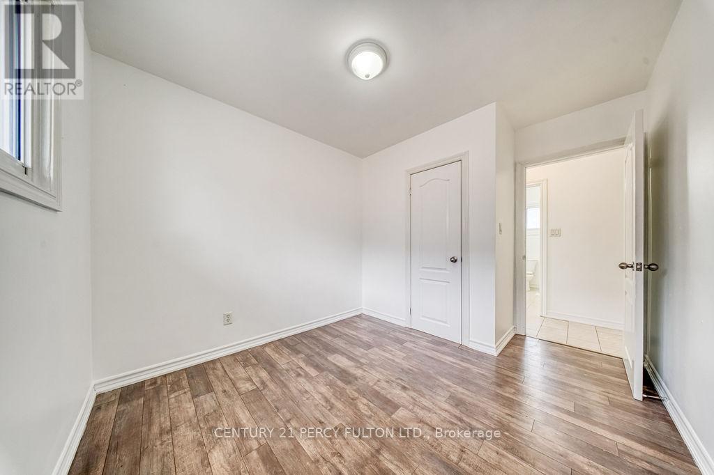 381 Conant Street, Oshawa, Ontario  L1H 3S8 - Photo 25 - E13659198