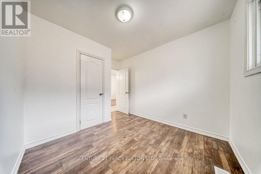381 Conant Street, Oshawa, Ontario  L1H 3S8 - Photo 26 - E13659198