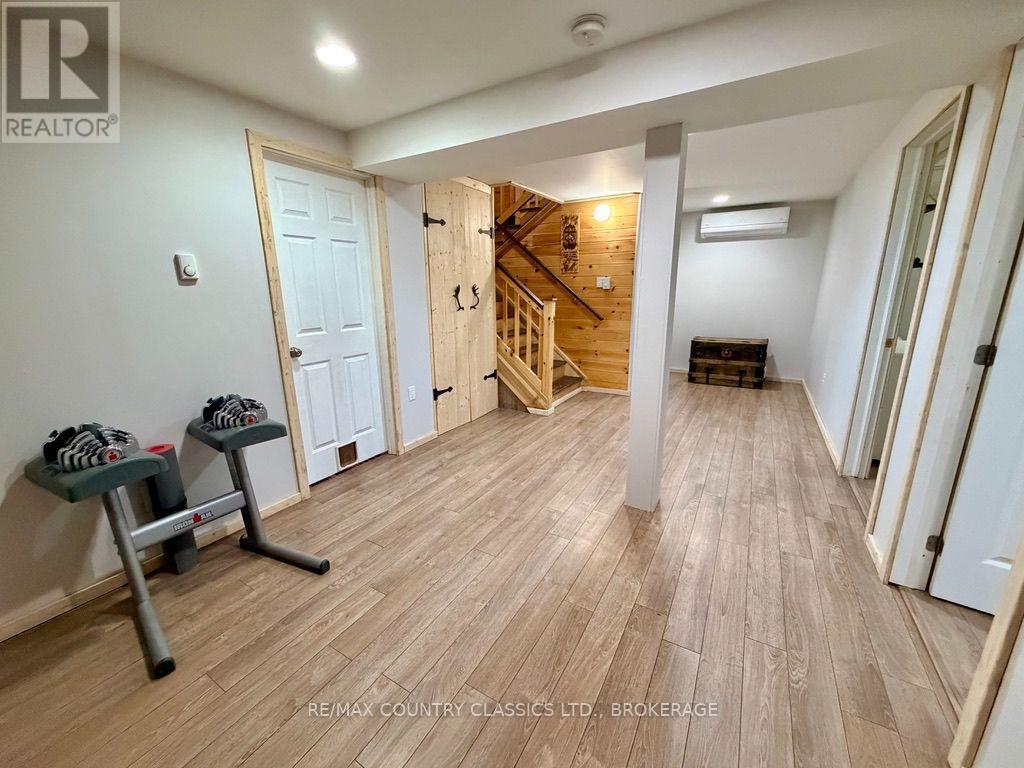 1068c Jacques Bay Road, Addington Highlands, Ontario  K0H 1K0 - Photo 14 - X13695054