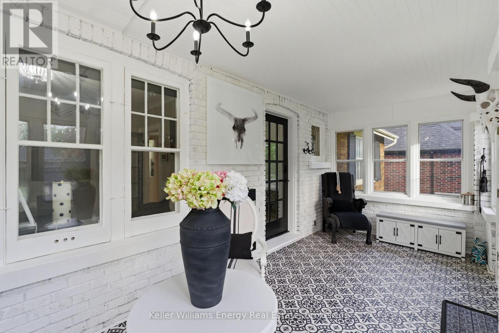 59 Bagot Street, Whitby, Ontario  L1M 1A1 - Photo 7 - E13697220