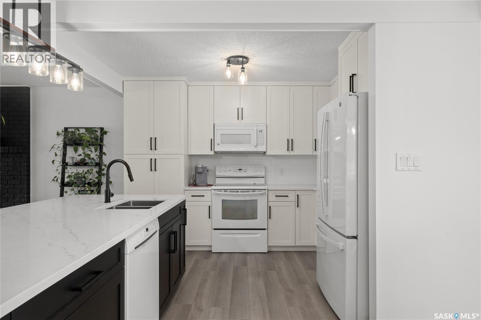 3391 Bliss Crescent, Prince Albert, Saskatchewan  S6V 7L1 - Photo 12 - SK046095