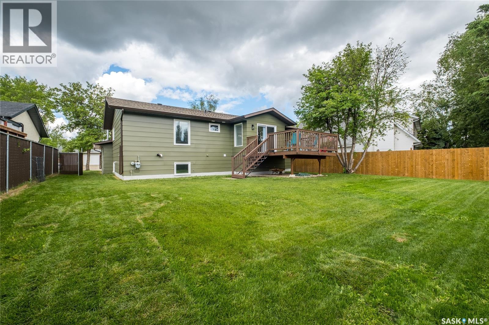 3391 Bliss Crescent, Prince Albert, Saskatchewan  S6V 7L1 - Photo 43 - SK046095